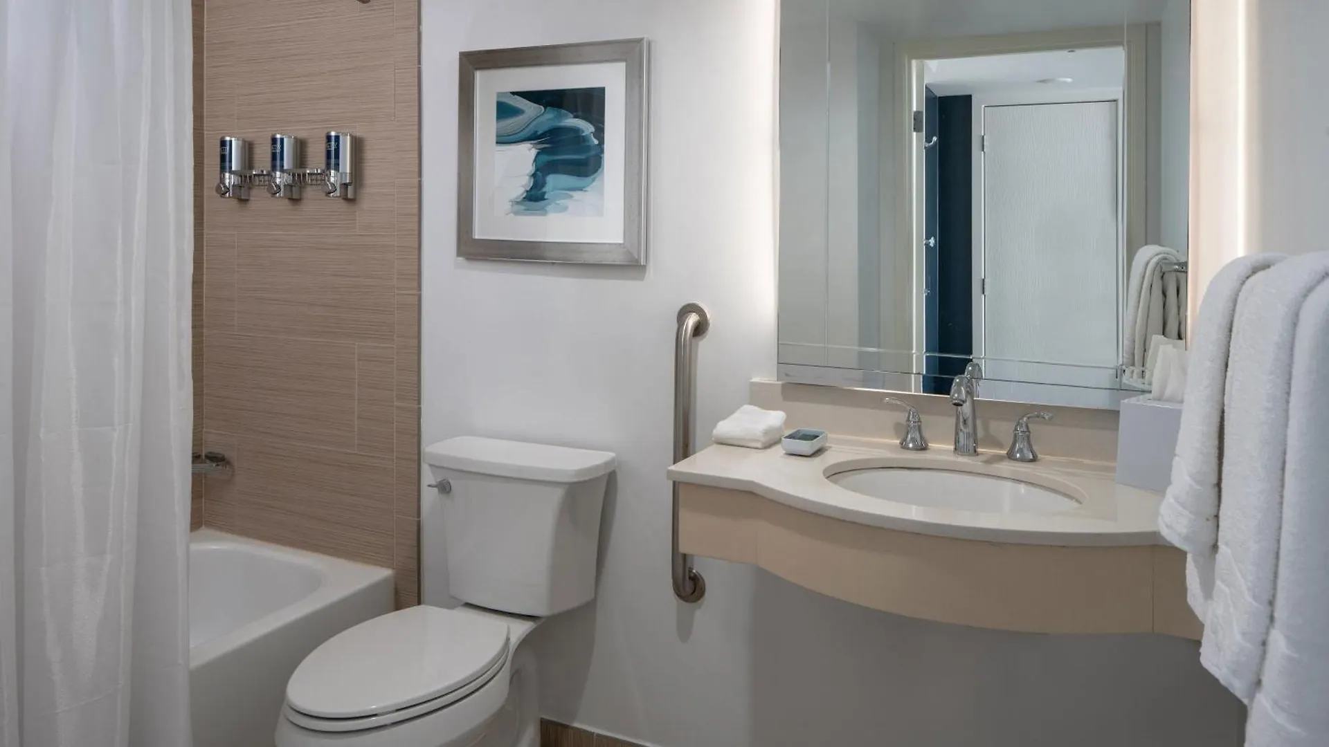 Four Points By Sheraton Suites Tampa Airport Westshore