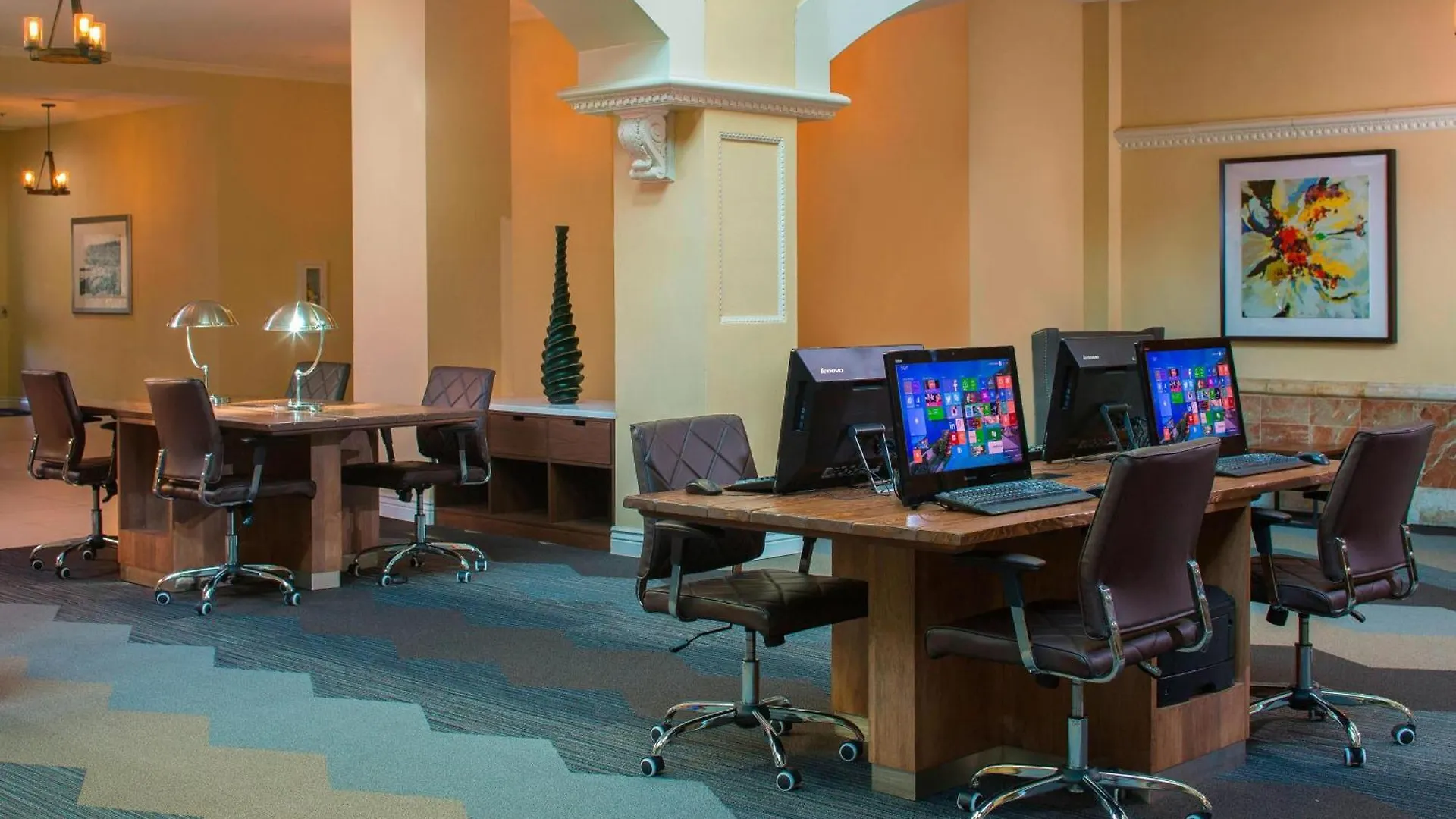 Hotel Four Points By Sheraton Suites Tampa Airport Westshore